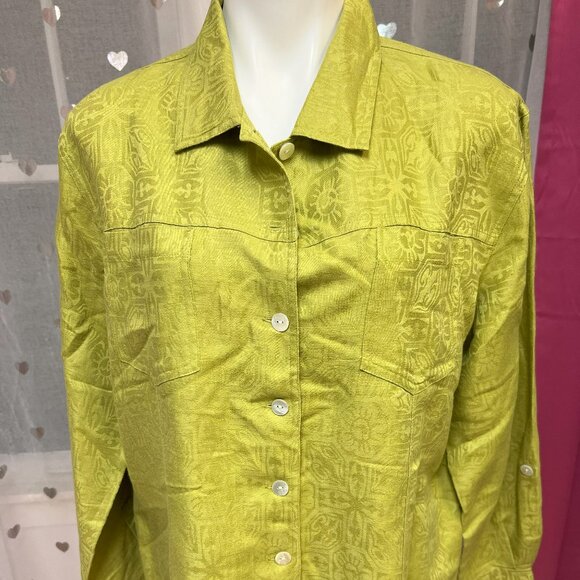 Chico's Tops - #144 Chico's Green Yellow Textured Button-Down Dress Shirt Size 3